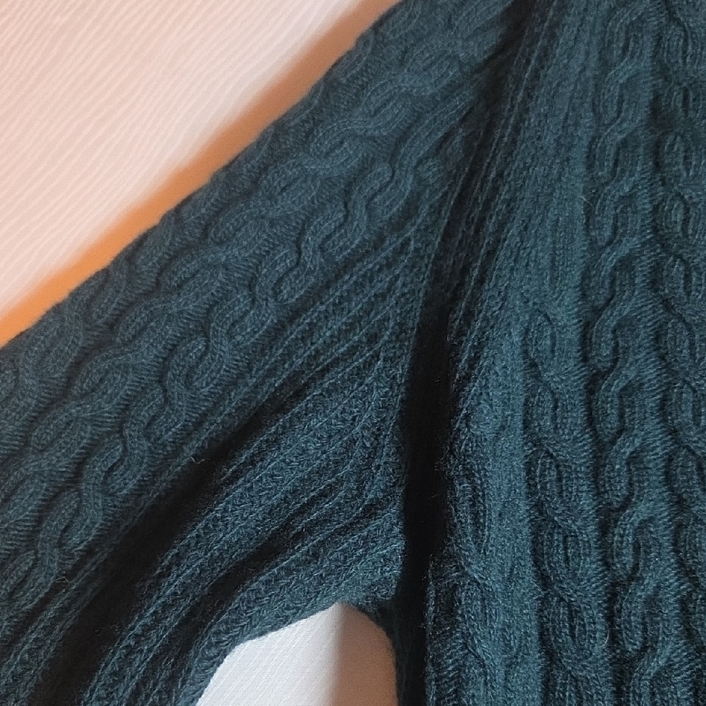 Theory Men's Teal Cable Knit Crewneck Sweater - Picture 3 of 8